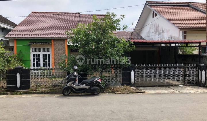 Rumah di Jl. Bali Mas 2, Paris 2, Pontianak 1