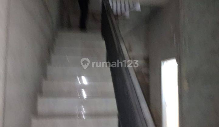 Ruko 2,5 Lantai di Jl. Kenari, Kota Pontianak 2