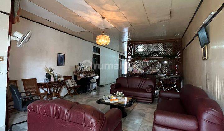 Dijual Rumah Tanah Luas di Jl. Karimata, Kh Wahid Hasyim  2