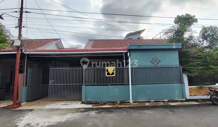 Dijual Rumah Siap Huni di Jl. Serdam, Komp. Taman Anggrek 1