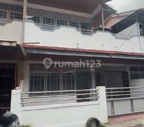 Dijual Rumah Siap Huni di Jl. Budi Karya komp. Waduk  1