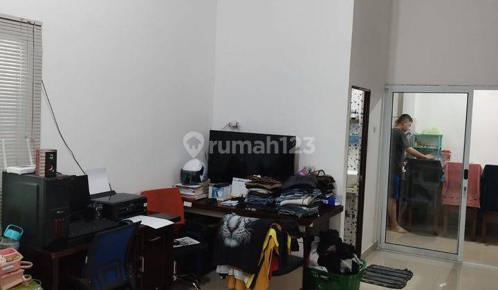 Dijual Rumah Siap Huni di Jl. Paris 2, Gg. Sabda Alam 2