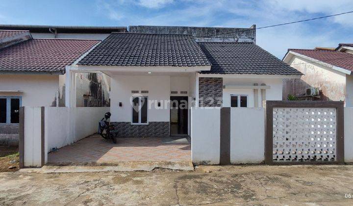 Dijual Rumah di Jl. Parit No 2, Komp. Pondok Mutiara Citra 1