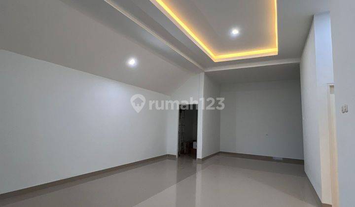 Dijual Rumah Siap Huni Aman di Jl. Karya 2