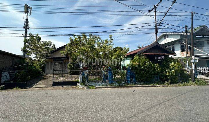 Dijual Rumah Tanah Besar Type Besar di Jl. Surya 1