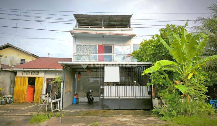 Dijual Rumah Terawat Siap Huni di Jl. Kom. Yos. Sudarso 1