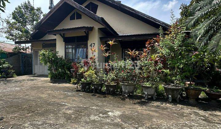 Dijual Rumah Tanah Besar Type Besar di Jl. Surya 2