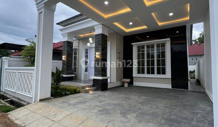 Dijual Rumah Siap Huni di Jl. Ujung Pandang 1, Komp. Janur Asri 2