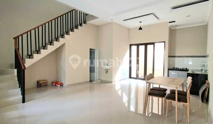 Rumah Cantik Full Renovasi Di Graha Bintaro Jaya - Siap Huni, Keamanan Terjamin! 2