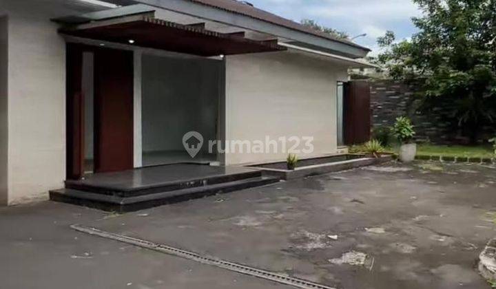 Rumah 2 Lantai Bagus Dekat Area Perkantoran 2