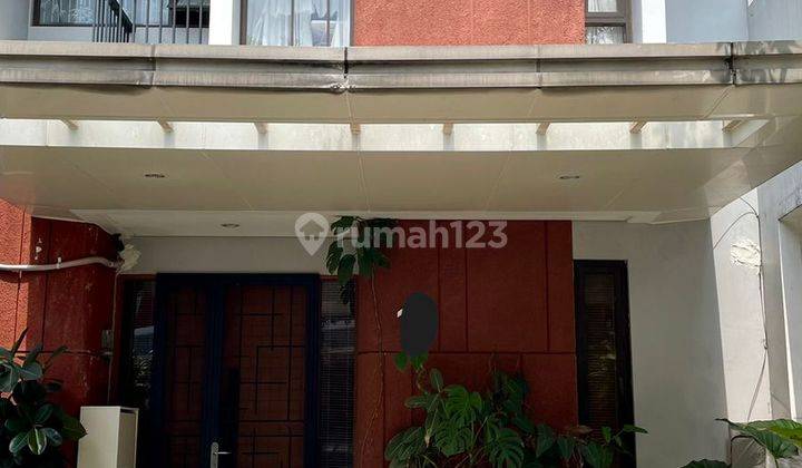 Rumah Semi Furnished Sudah Renovasi di cirendeu, Ciputat Timur 1