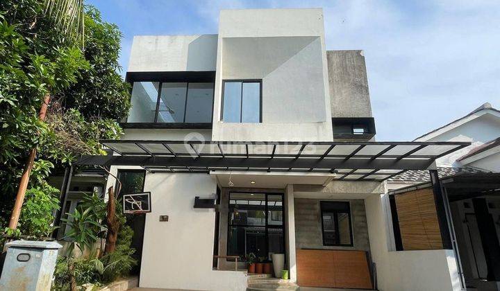 Rumah Semi Furnished Sudah Renovasi di bintaro sektor 9, Bintaro 1