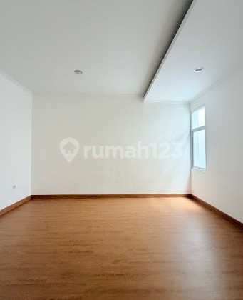 Rumah Baru Full Renov Siap Huni Di Icon Bsd Hadap Selatan