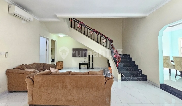 Rumah Full Renov Semi Furnish di Cluster Goldfinch Gading Serpong