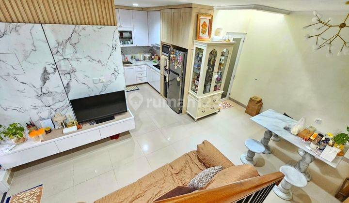 Rumah Bangunan Premium Bagus Full Renov Di Rossini Gading Serpong 1