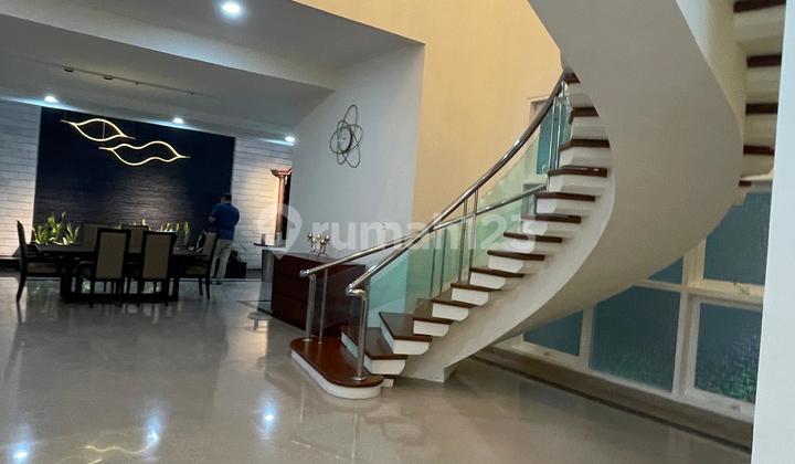 Rumah Mewah Siap Huni Intercon Kebon Jeruk Jakarta Barat