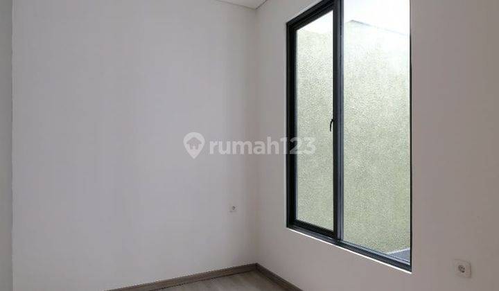 Rumah Mewah 3lt Sudah Furnished Di Modernland Tangerang 2