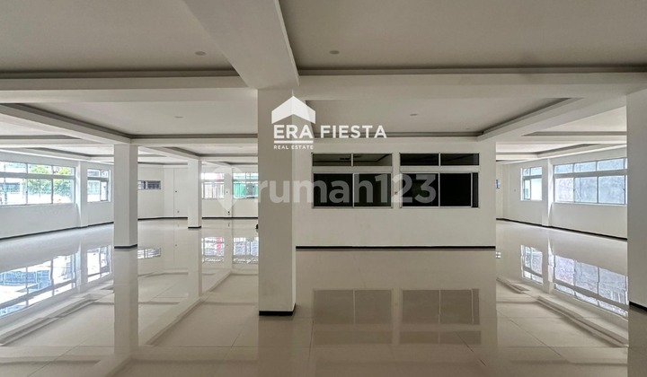 Gedung 4 Lantai di Gunung Sahari Jakarta Pusat Sertifikat HGB
