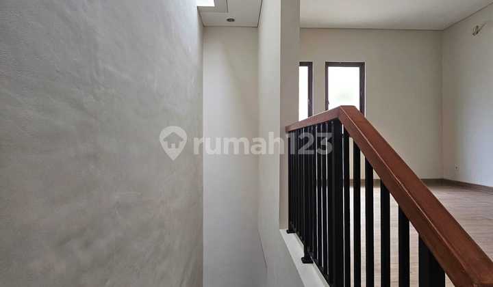 Best Deal Eminent House Bsd – Price Drop, Strategic Location Best Deal Eminent House Bsd – Price Drop, Strategic Location