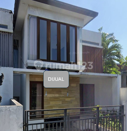 2-Story House in the Heart of Denpasar City, Only 5 Minutes to Bajra Sandhi