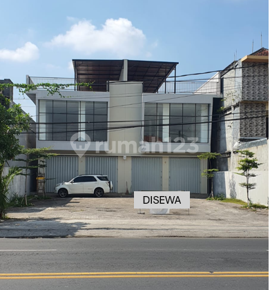 New 2.5-Story Shop House in Premium Area Jl. Cargo Permai, Denpasar