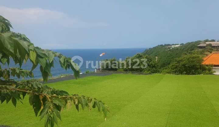 Land 284 Hectares on Cliff Edge Beach Suitable for Resort Area in Uluwatu (25-Year Leasehold)