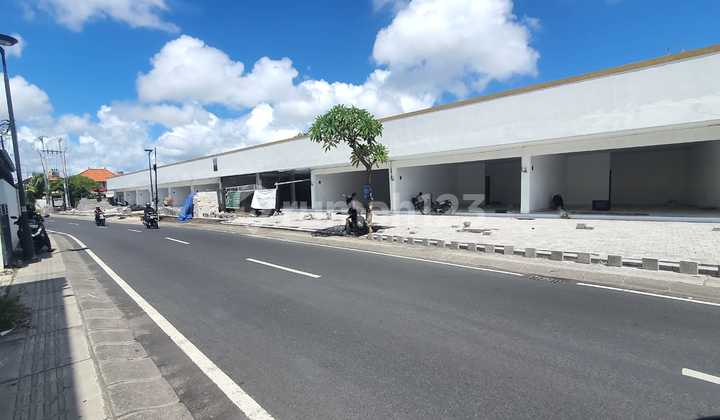 Toko 1 Lantai di Jl. Raya Kayu Tulang Canggu, Hanya 8 Menit ke Pantai Batu Bolong (Ready Jan 2026)