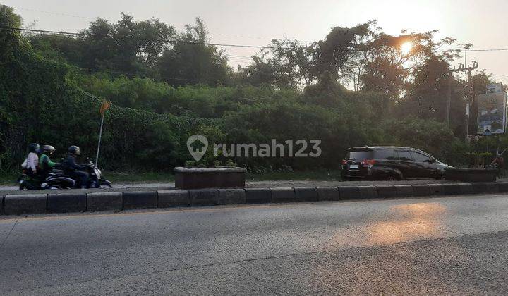 Tanah Pinggir Jalan Utama Karawang 1,2ha. Strategis Dekat Ke Tol