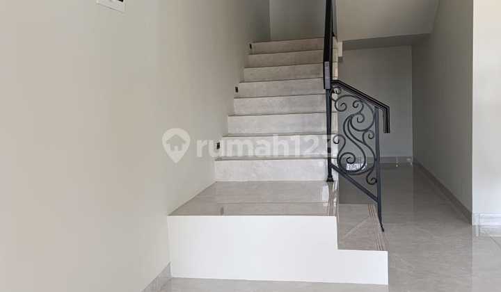 Dijual rumah Baru Cluster Exclusive Lokasi Jakarta Selatan 2