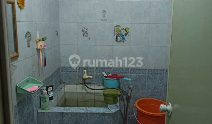 JUAL CEPAT - Rumah Nyaman di Taman Harapan Baru, Bekasi  2