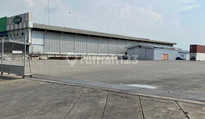 Disewakan Lahan Luas 3.000m2 Open Yard - Marunda Center