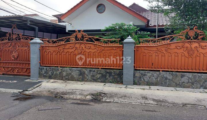 Rumah Bagus, Luas, Full Funish, Siap Huni di Jatiwaringin 2