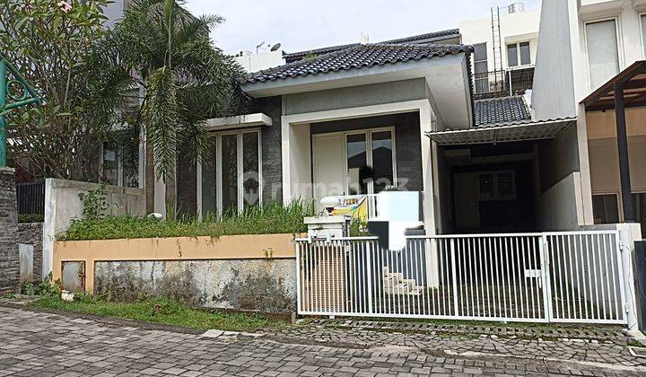 Di sewakan rumah di semarang atas candi golf panorama 1 1