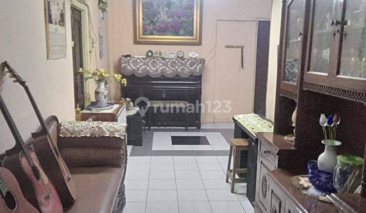 Di jual rumah bisa utk usaha di jalan raya tentara pelajar dekat mall semarang selatan 2