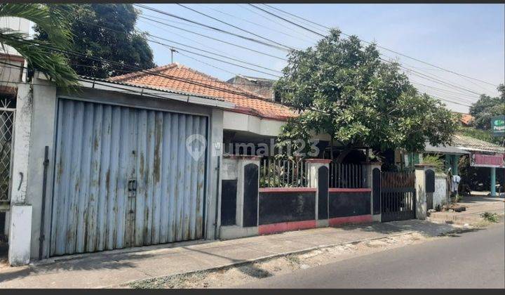 Di jual rumah di jatingaleh, bisa untuk usaha.  1