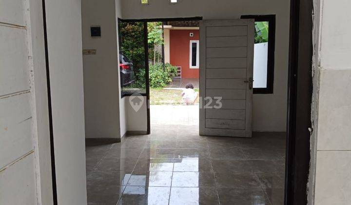 Di jual rumah di banyumanik semarang selatan  1