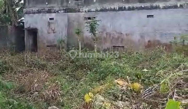 di jual tanah ada rumah waletnya di banyu biru cerbonan  1