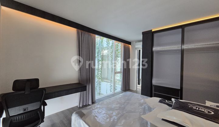 Di Jua Rumah Mewah di Green Candi , Candisari 1