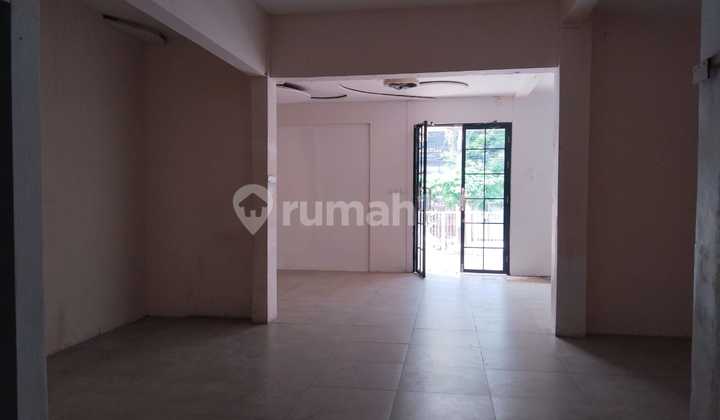 For Rent Business Space in Singosari Raya 2