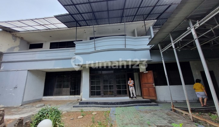 Rumah Usaha Di Raya Jemursari