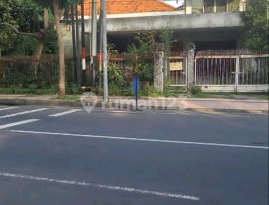 Rumah Pusat Kota Surabaya