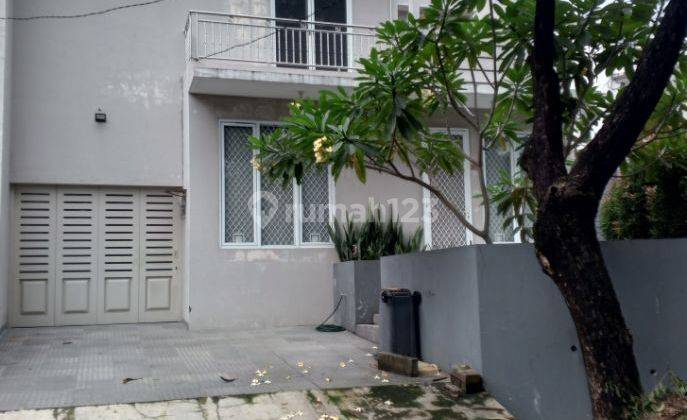 JUAL RUMAH SIMPRUK LIPPO CIKARANG SIAP HUNI 1