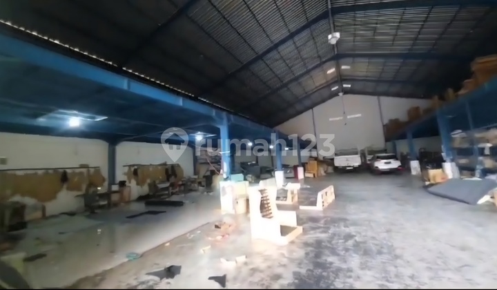 Dijual Gudang Siap Pakai Di Madiun