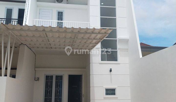Rumah 2 lantai free biaya surat2 strategis siap huni 1