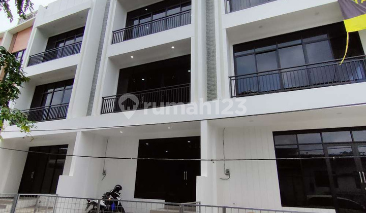 Ruko Brand New Taman Ratu 3,5 Lantai, Lp2613jan
