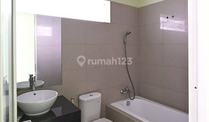 Rumah Hoek Taman Grisenda 9x18,5 ,lp23985apr 7