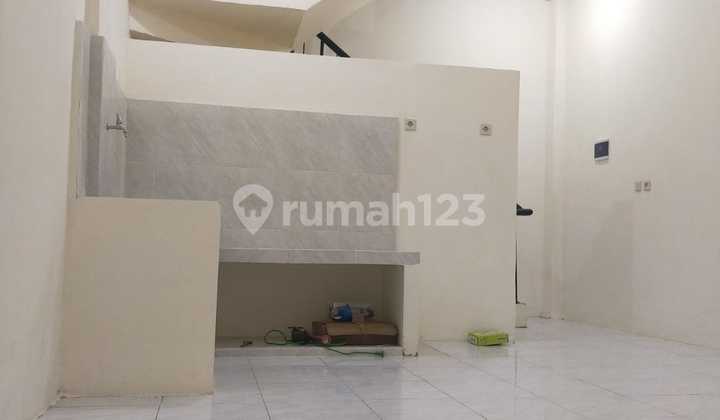 Rumah Rapih Kota 4x14, Lp23999apr 3
