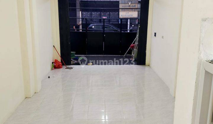 Rumah Rapih Kota 4x14, Lp23999apr 8