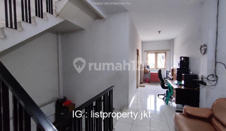 Rumah Bagus di Jelambar 5x22, Lp231040jun 2