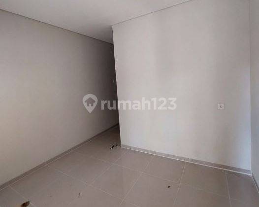 Rumah Baru Taman Ratu 3 Lantai, Lp469agt  2